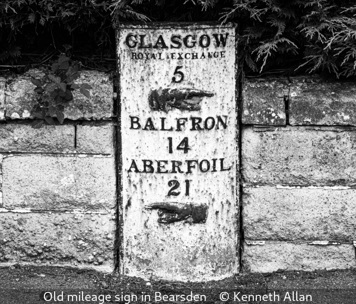 Kenneth Allan_Old mileage sign in Bearsden